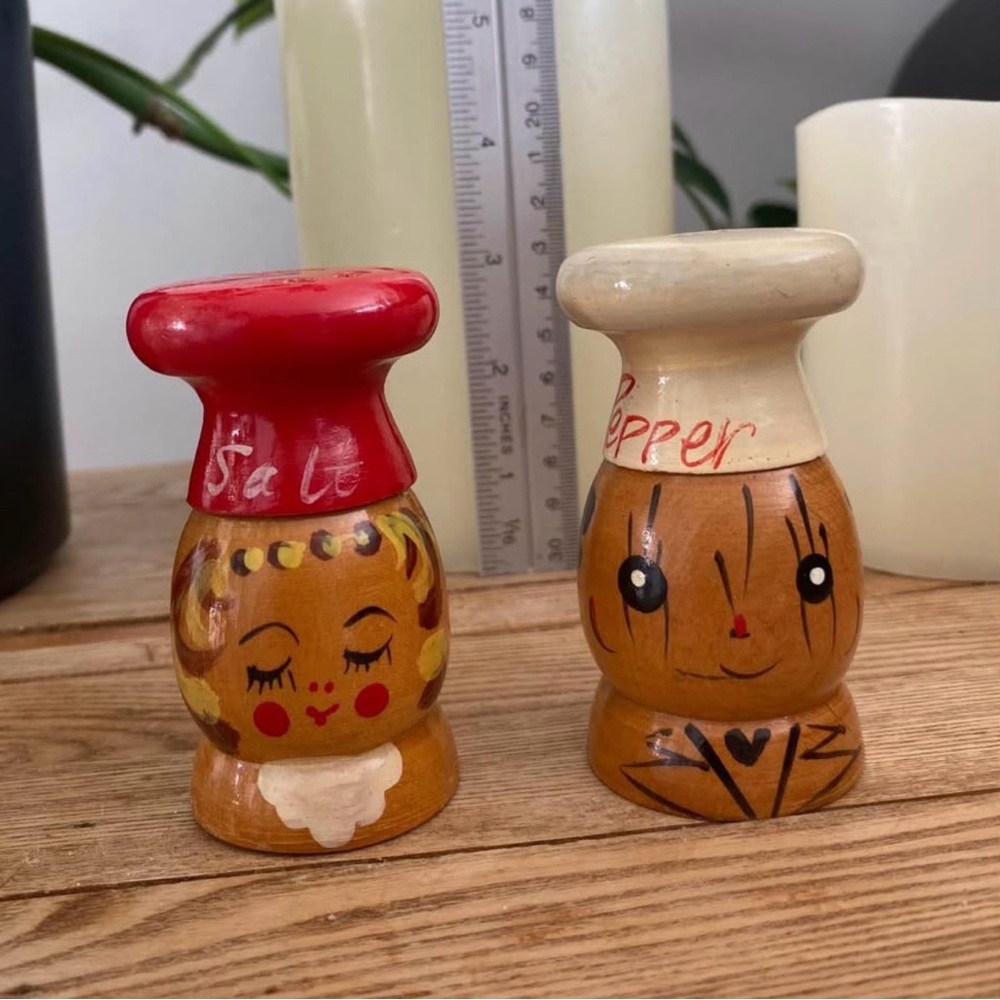 VTG Hand-Painted Salty and Peppy Vintage Salt and Pepper Shakers - Red and Cream